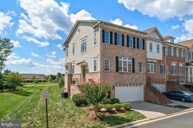 24957 Bannockburn Terrace, Chantilly, VA 20152 - photo 4