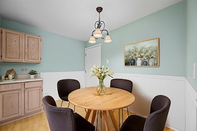 1313 N Baldwin Ct unit 2C, Palatine, IL 60074 - photo 6