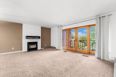 325 S Yellowstone Dr unit 320, Madison, WI 53705 - photo 6