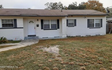 2455 Ormsby Cir W, Jacksonville, FL 32210 - photo 2