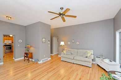 4 Robert Ln, Rensselaer, NY 12144 - photo 3