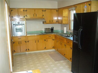 Large eat in kitchen, neat and clean as can be!
