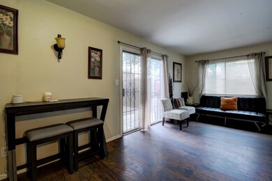 4267 N 68th Ln unit 504, Phoenix, AZ 85033 - photo 5