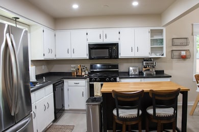 6517 Kilmer Ln N, Maple Grove, MN 55369 - photo 2