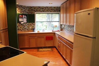 25424 213th Place SE unit 6, Maple Valley, WA 98038 - photo 6