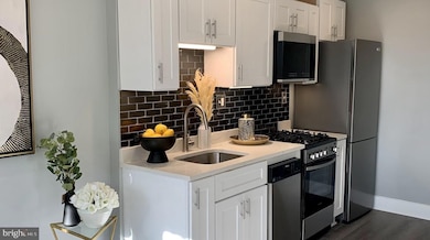 517 7th St NE unit 2, Washington, DC 20002 - photo 4