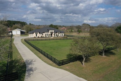 1085 High Meadow Ranch Dr, Magnolia, TX 77355 - photo 2