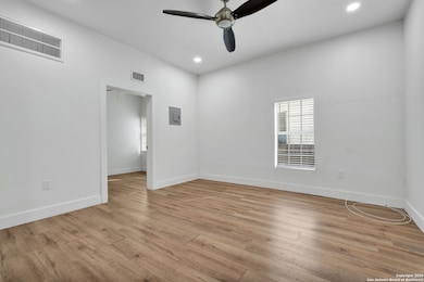 618 Atlanta St unit 2, San Antonio, TX 78212 - photo 5
