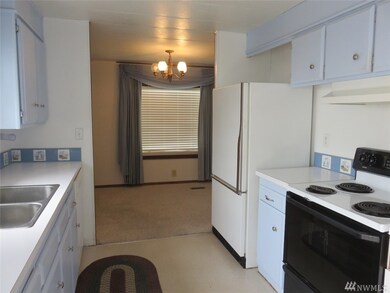 325 N Georgia Ave unit 325, East Wenatchee, WA 98802 - photo 7