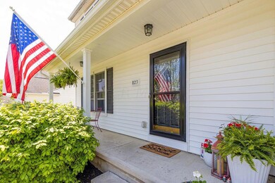 823CorylusDrive-Exterior4