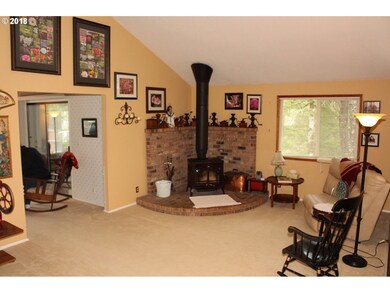 2397 24th St, Florence, OR 97439 - photo 6