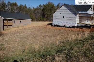 414 Whitmore St SE, Lenoir, NC 28645 - photo 4