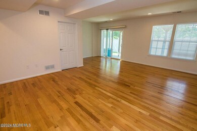 29 Pate Dr, Middletown, NJ 07748 - photo 5