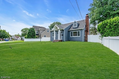 1915 Crescent Pkwy, Linden, NJ 07036 - photo 3