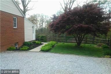 7245 Gaither Rd, Sykesville, MD 21784 - photo 4
