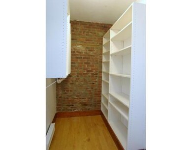 32 Fleet St unit 5, Boston, MA 02113 - photo 6