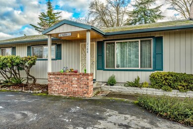 2188 E McAndrews Rd, Medford, OR 97504 - photo 2