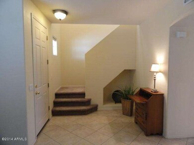 FOYER/STAIRWAY