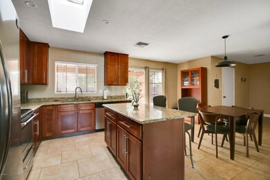 15841 N 23rd Pl-4