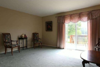 227 Poplar Dr, Reading, PA 19606 - photo 6