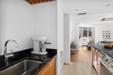 Rockefeller Apartments unit 11-D, New York, NY 10019 - photo 4