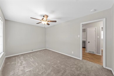 706 E Waco St, Ennis, TX 75119 - photo 6