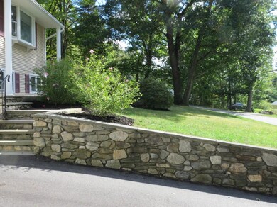 100 Musquash Rd, Hudson, NH 03051 - photo 5