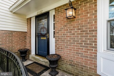 2332 N Oak St, Falls Church, VA 22046 - photo 2