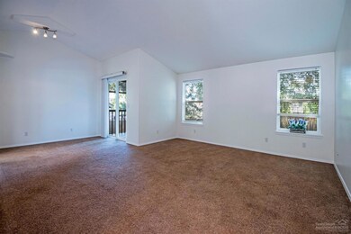 2160 SW 31st St, Redmond, OR 97756 - photo 6