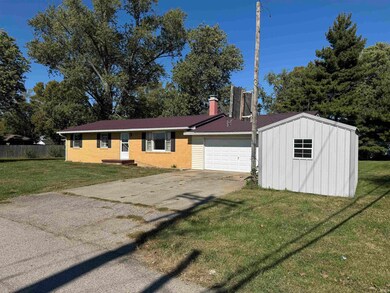 102 W Alabama St, Princeton, IN 46818 - photo 2