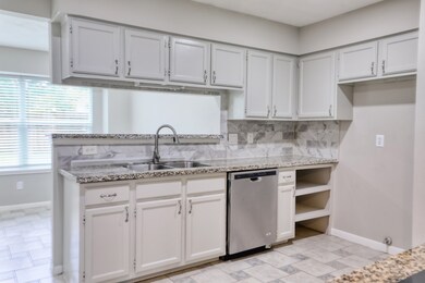 15518 Meadow Village Dr, Houston, TX 77095 - photo 7