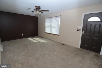 225 W Chestnut St, Clayton, NJ 08312 - photo 4