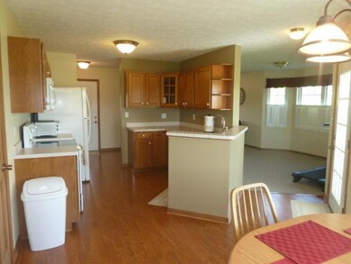 6911 Hitler Road 2, Circleville, OH 43113 - photo 4