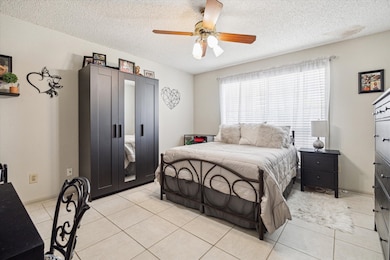 Great size bedroom with nice size closet.
