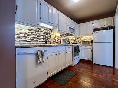 124 College St unit 2, South Hadley, MA 01075 - photo 3