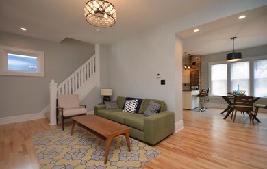 Living Room (2)