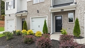 2062 Crossing Rd, Stone Mountain, GA 30088 - photo 6