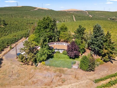 2018 Steele Rd, the Dalles, OR 97058 - photo 2