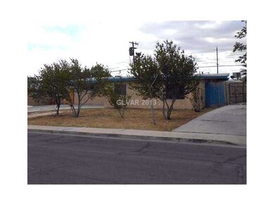 Property Photo. FRONT RIGHT OF HOME