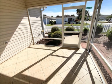 317 Rowesville Ln, The Villages, FL 32162 - photo 3