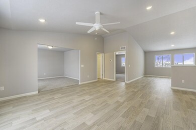 RMD139-i2190-Great Room2