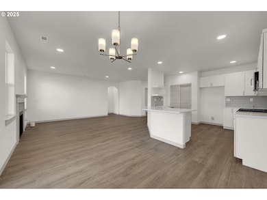 5645 Magnificence Way, Eugene, OR 97402 - photo 3