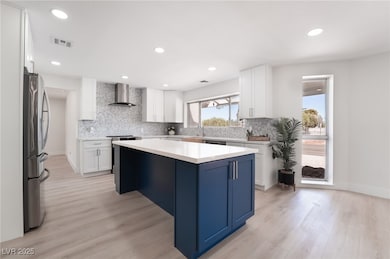 611 E Fairway Rd, Henderson, NV 89015 - photo 2