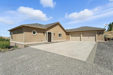1306 Desert Cove, Prosser, WA 99350 - photo 2