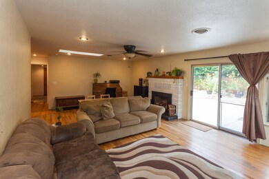 6303GlenWay-MLS-15