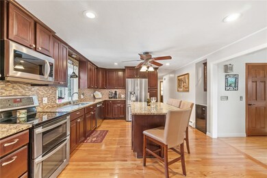 24 Teakwood Dr, Johnston, RI 02919 - photo 7