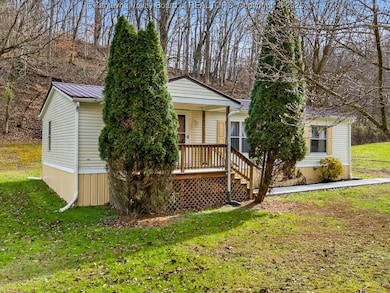 1404 High St, Saint Albans, WV 25177 - photo 3