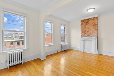 34 Erie St unit 2, Jersey City, NJ 07302 - photo 2