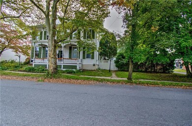 224 Center St, Jim Thorpe, PA 18229 - photo 3