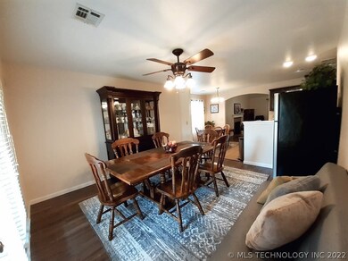 20348 E 43rd St S, Broken Arrow, OK 74014 - photo 2